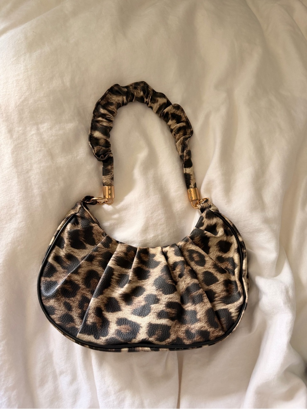 Leopard Print Hobo Shoulder Bag - Brown